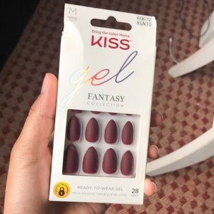 Kiss Gel Fantasy Collection Press On Nails